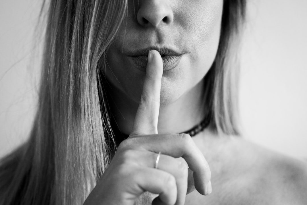 découvrez la puissance du silence et son impact apaisant sur l'esprit et le corps. explorez comment le silence peut enrichir votre bien-être au quotidien.