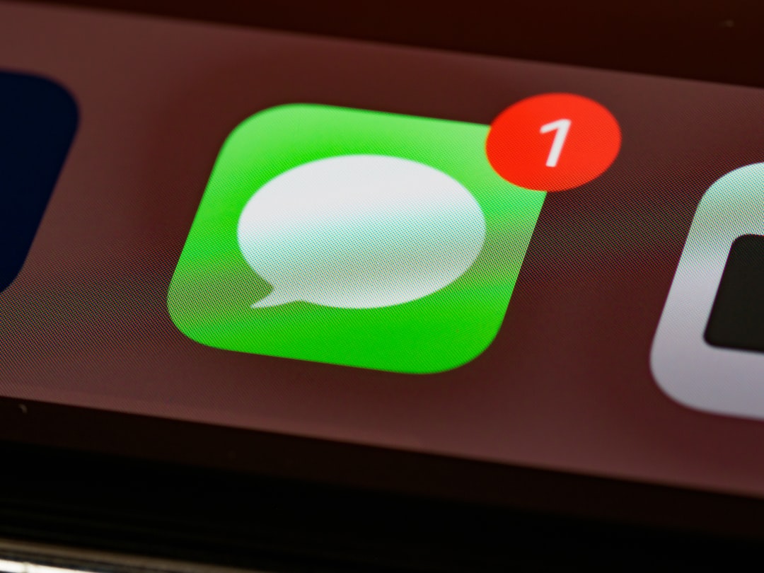 découvrez comment gérer et bloquer les sms indésirables pour protéger votre tranquillité et votre vie privée.